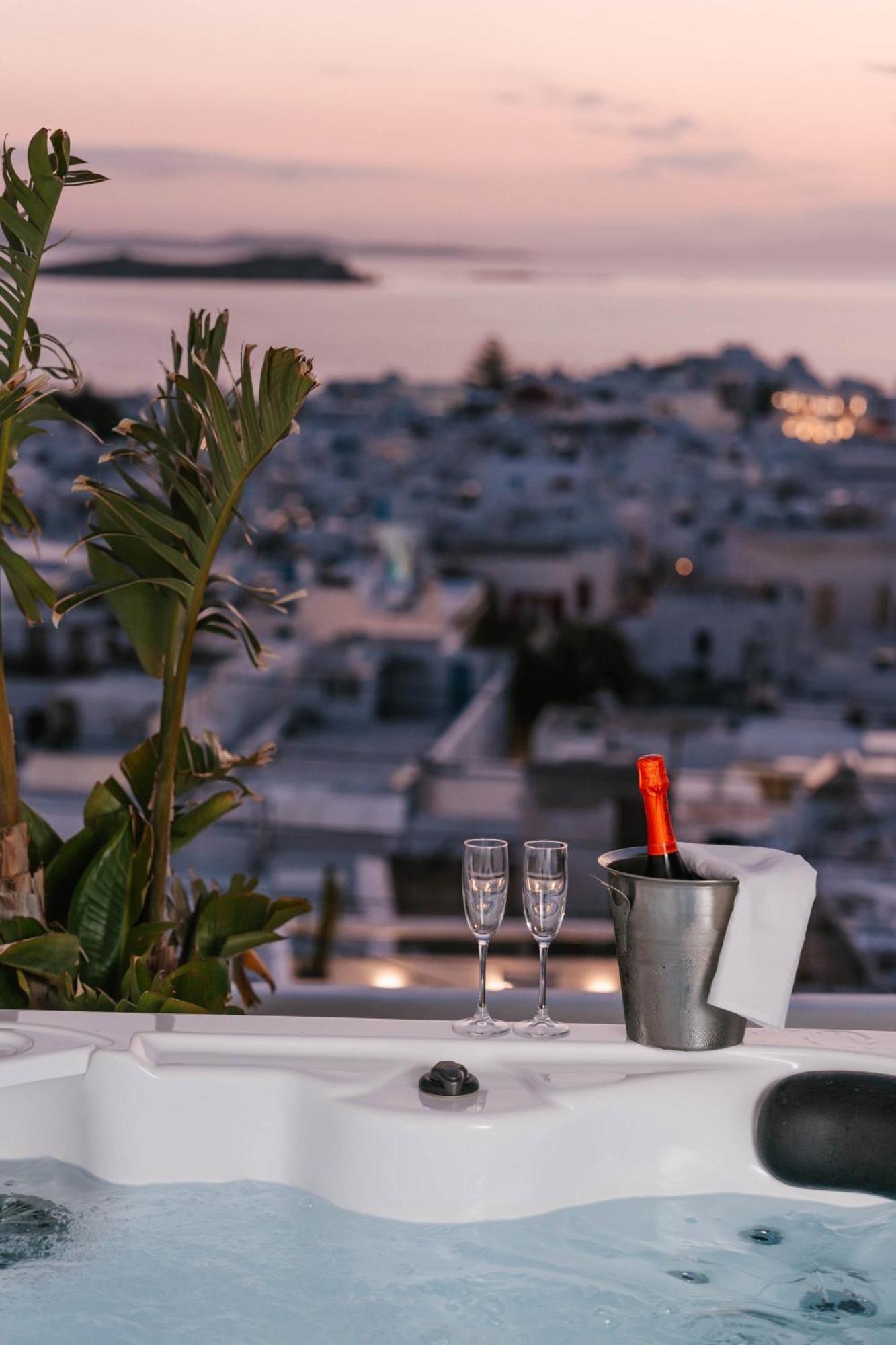 Legends In Town, By Mykonos High Aparthotel Mykonos Town Exterior photo